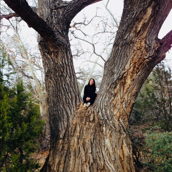 Meet your Posher, Erica - Picture 7 of 8